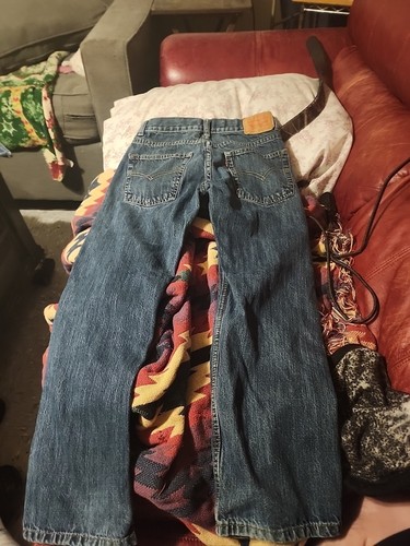 Boys Levi's Jens 550 Size 12 Relaxed Fit - Picture 2 of 7