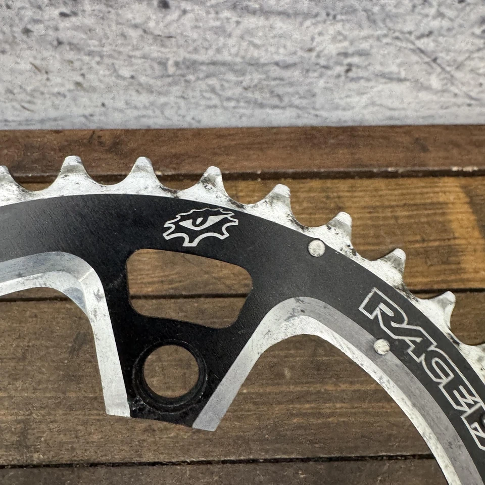 Race Face Chainring 44T 104 BCD 4-Bolt 9-Speed Black Ramped Shift Tech Canada - Image 4 of 4