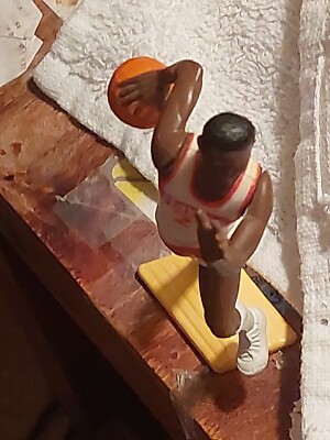 FABULOUS & FUN DOMINIQUE WILKINS FIGURINE, ADJUSTABLE 5