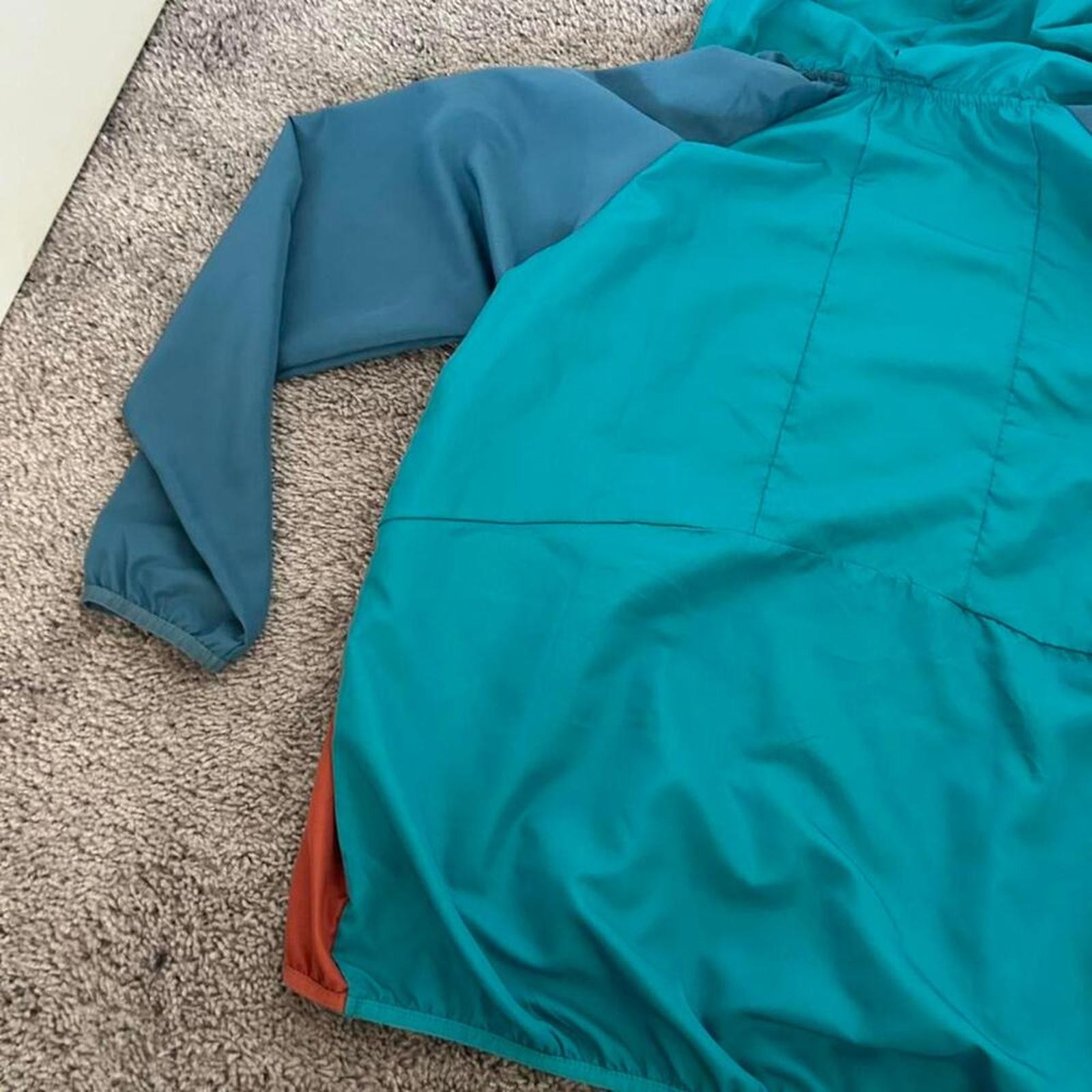 Multicolored windbreakerrunning jacket ventures e… - image 8