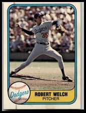 1981 Fleer #120a Robert Welch