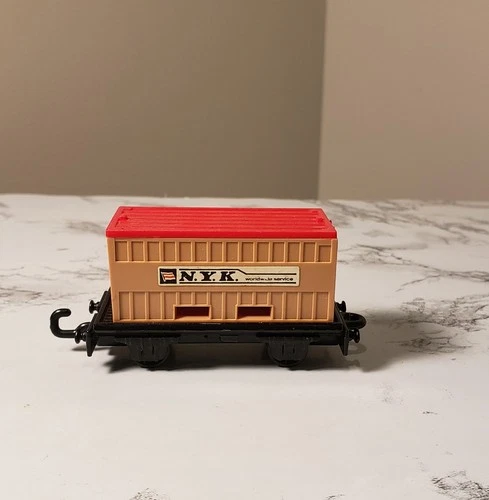 Vintage 1977 Lesney Matchbox Flat Car & Freight Container Railway Train England