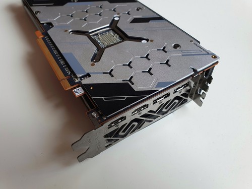Saphrie AMD RX 5700 XT Nitro+ (A)RGB-LED 8GB Radeon GDDR6 - Photo 4/9