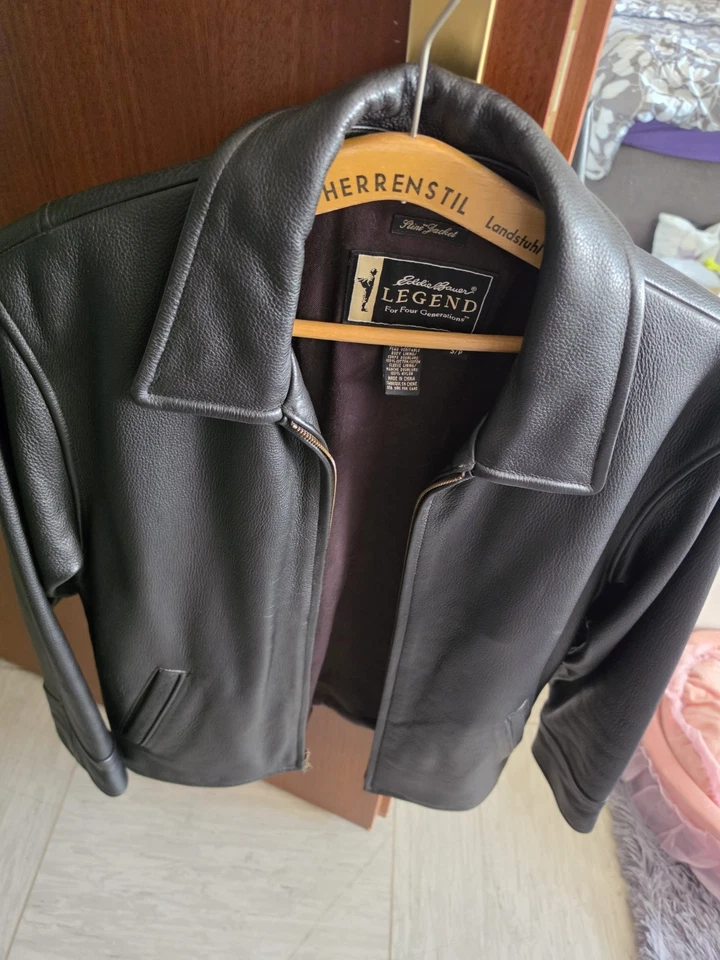 Eddie Bauer Legend Black Leather Stine Jacket Women's Size S - Bild 1 von 3