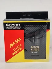 Vintage SHARP JC-136 (W) Personal Radio / Cassette Player Walkman