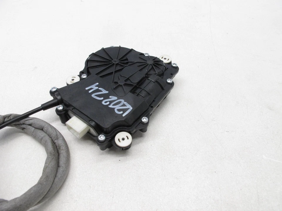 09-15 BMW F01 F02 750i ALPINA B7 TAPA MALETERO BLOQUEO ELÉCTRICO ACTUADOR MOTOR OEM 120224 Foto 2 de 4