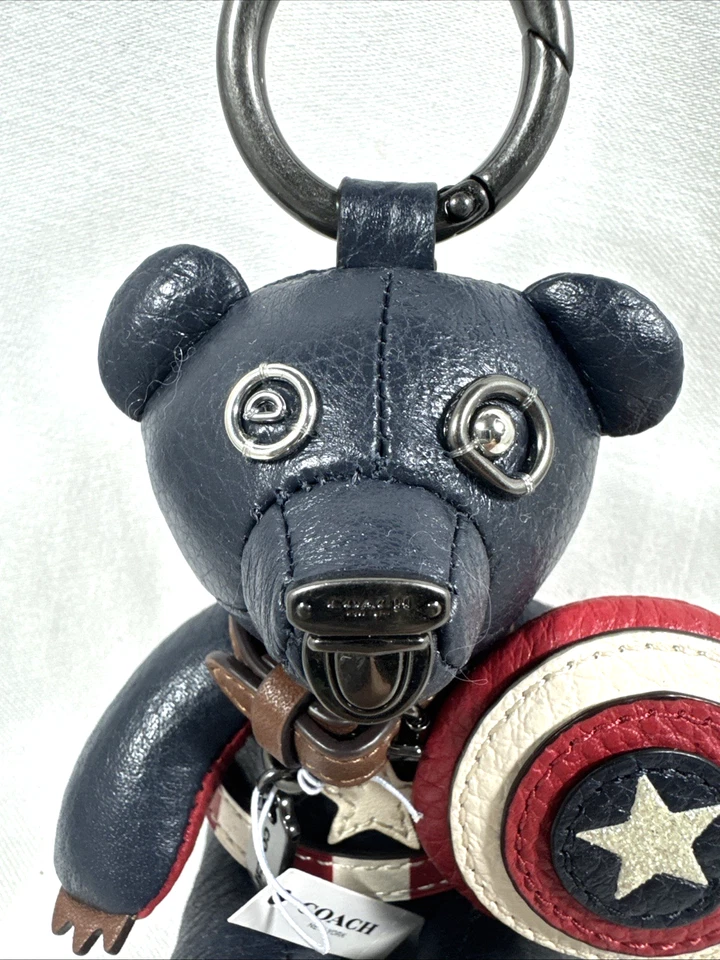 NWT 2020 RETIRED MAVEL COACH CAPTAIN AMERICA LEATHER BEAR CHARM #2752 KEYCHAIN - Image 3 of 4