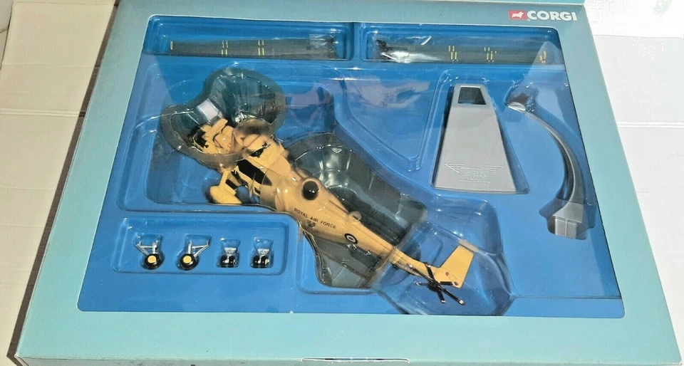 ELICOTTERO WESTLAND SEA KING HAR 3 -XZ597 AA33404 CORGI SCALA  1:72 - Immagine 3 di 3