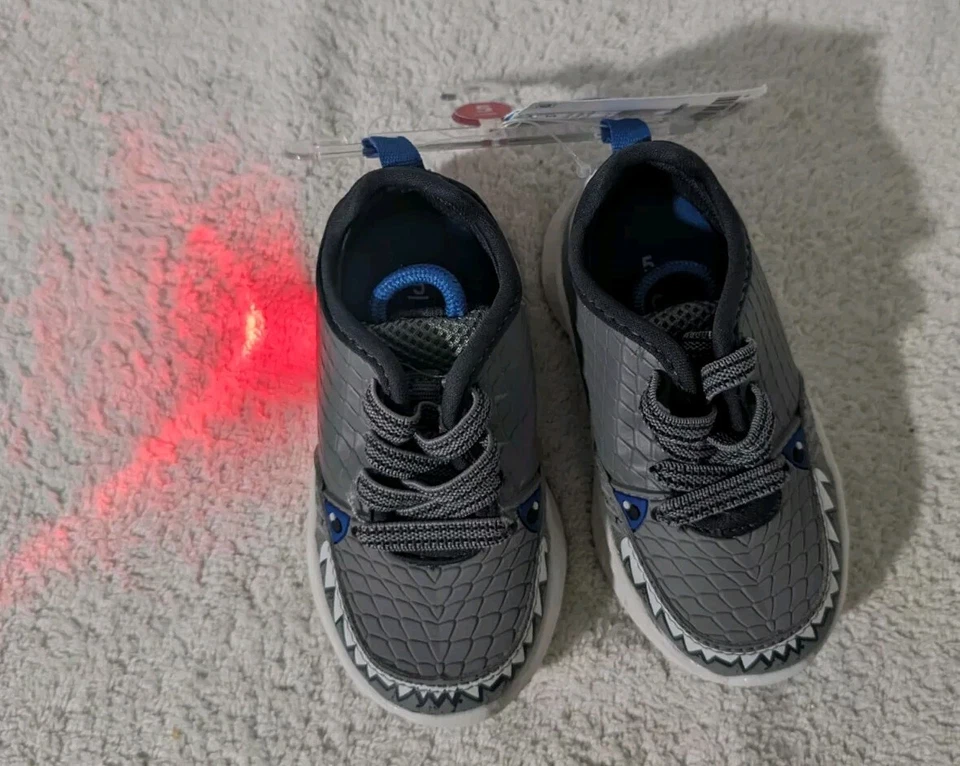 Carter's Shark Light Up Shoes Sneakers Toddler Size 5 Slip On NEW - Image 2 of 4