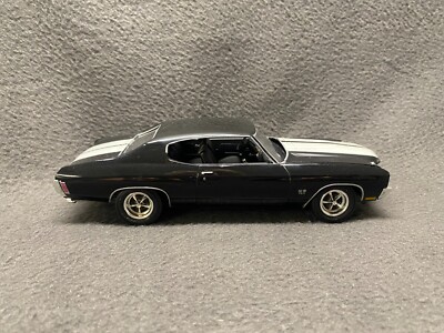 1970 Chevy Chevelle SS 454 Pro Built Model 1/25 Detailed Trim