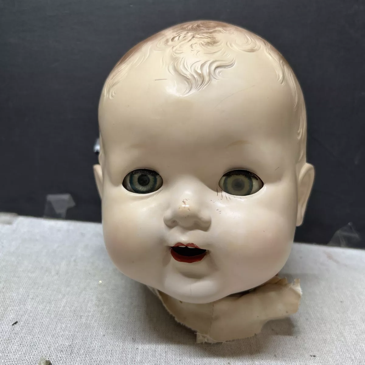 VINTAGE CREEPY DOLL HEAD 6 OPEN/CLOSE EYES/MOLDED BROWN HAIR