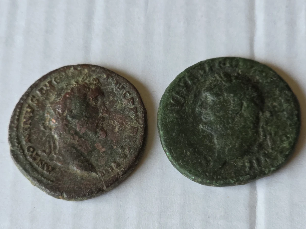 Dos Monedas Del Imperio Romano Interesantes Monedas.pesan.10.05 Y9.08 Creo...