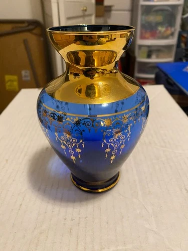 Vintage Vecchia Murano blue glass vase w/ gold colored trim
