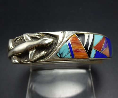 PULSERA BRAZALETE CON INCRUSTACIÓN DE CANAL NAVAJO FIRMADA PESADA con LAGARTO FUNDIDO Turq Coral Jet - Imagen 17 de 19
