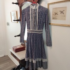 70s Vintage Gunne Sax Gunnie Floral Prairie Dress 1970s READ