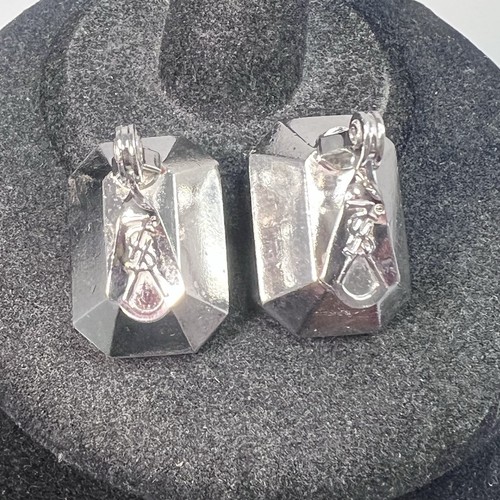 VINTAGE YVES SAINT LAURENT YSL CLEAR CRYSTAL FACETED CLIP EARRINGS - Picture 2 of 4