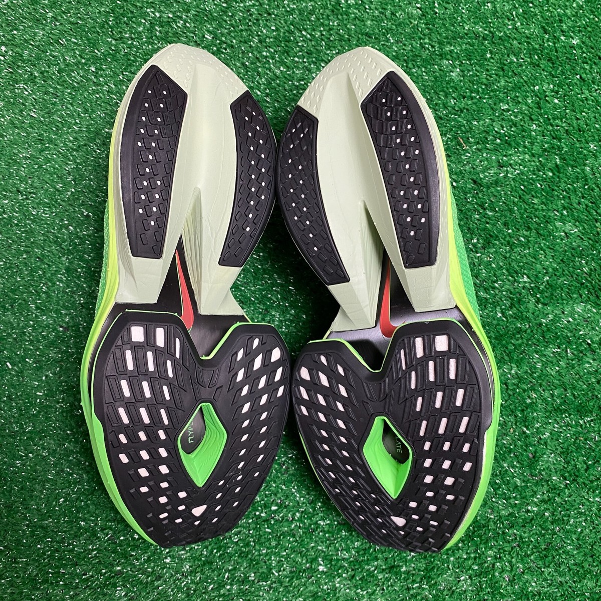 Nike Air ZoomX AlphaFly NEXT% 2 Running Shoes DZ4784-304