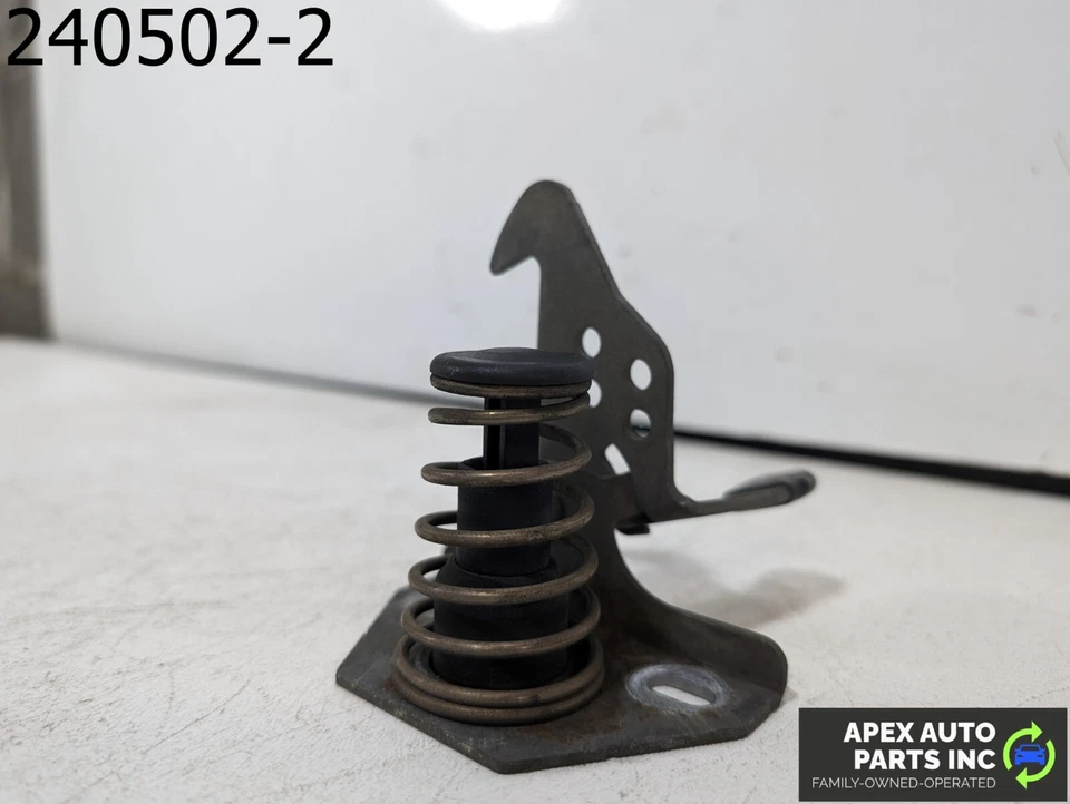 OEM 2006 BMW 530xi 3L Hood Latch Catch Release Handle - Image 3 of 4