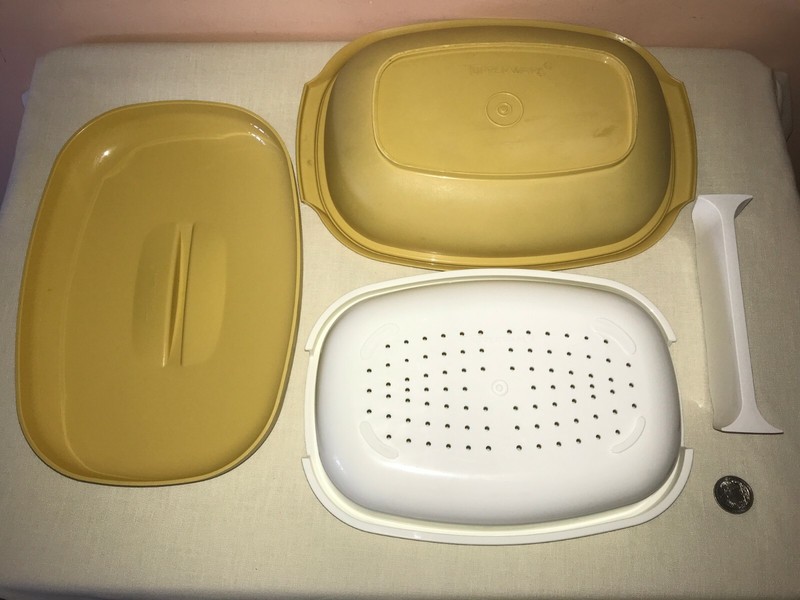 NICE VTG TUPPERWARE 4-PC HARVEST GOLD VEGETABLE/RICE STEAMER & STORAGE w/ LID