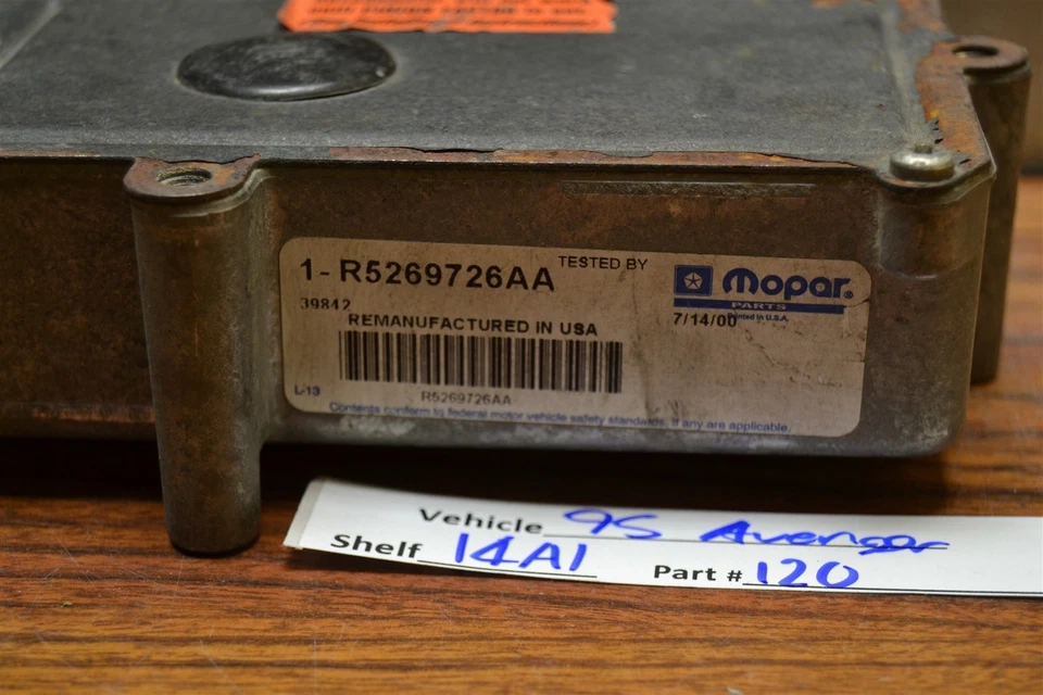  Модуль блока управления трансмиссией R5269726AA Dodge Avenger 1995-96 120 14A1 B5 - Изображение 2 из 3