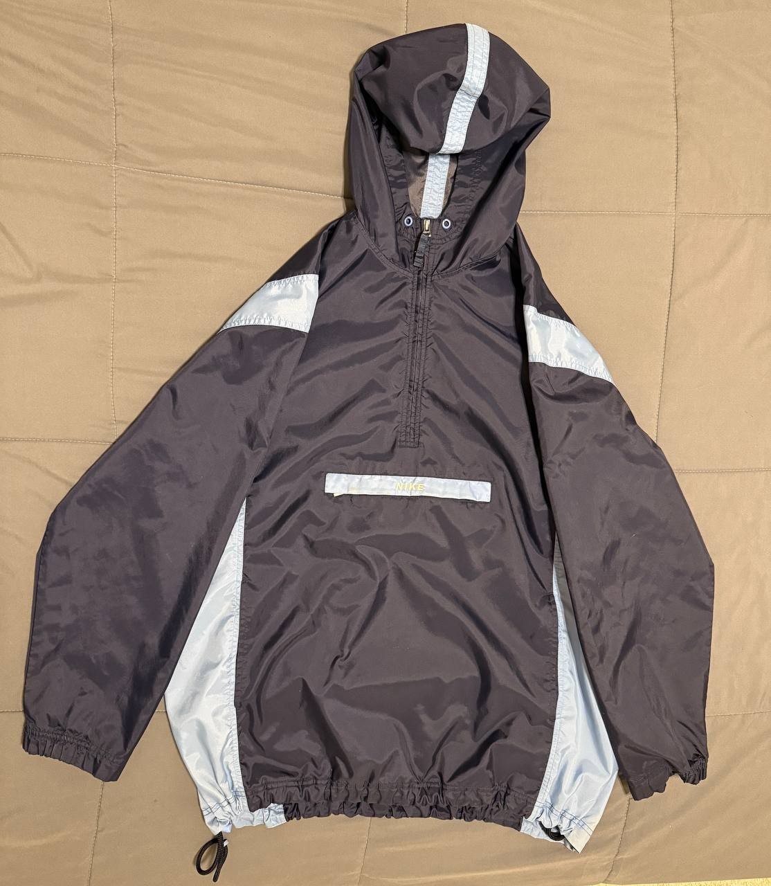 Nike Windbreaker Jacket Mens XL Black Gray Anorak Hoodie Half Zip Lightweight