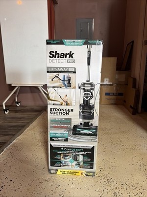 NEW!! Shark Vacuum Detect Pro Liftaway ADV LA800 Odor Neutralizer HEPA FREE SHIP