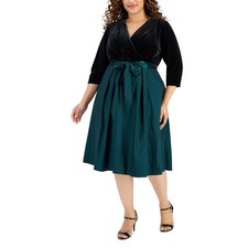 Alex Evenings Women's Cocktail Dress Size 20W Black and Green Velvet A-Line Midi
