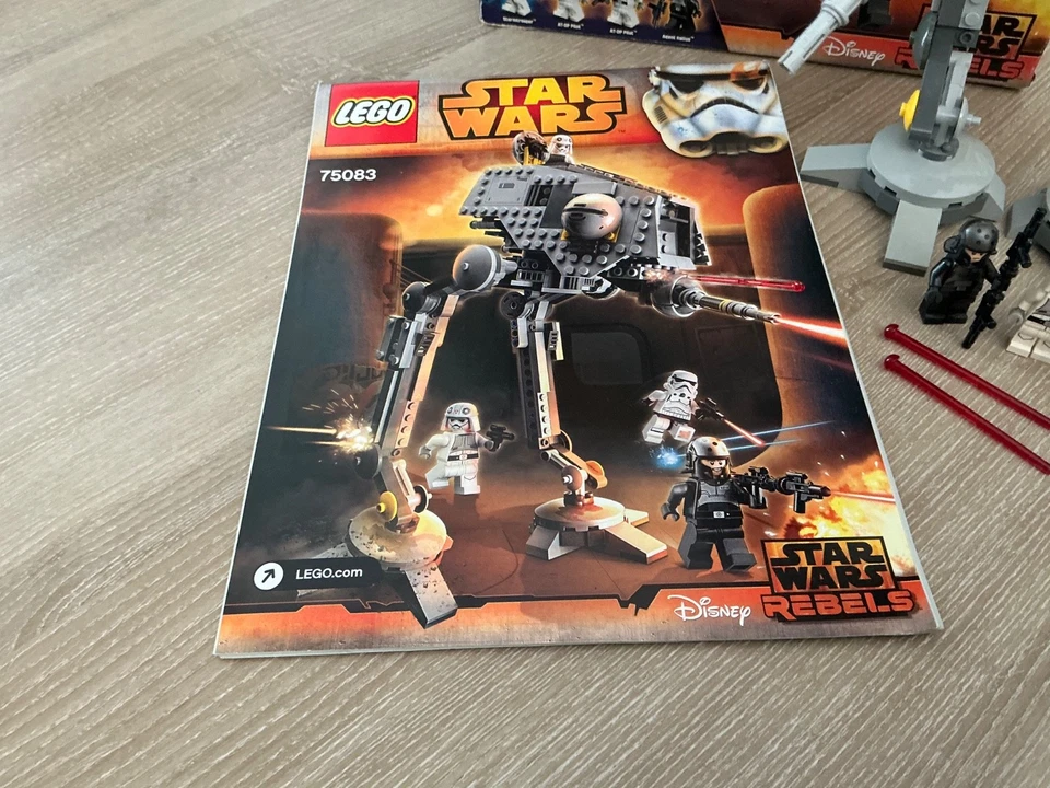 LEGO 75083, photo 3 sur 5
