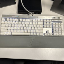 Corsair K70 RGB Pro Mechanical Gaming Keyboard White RGB Wired USB Illuminated