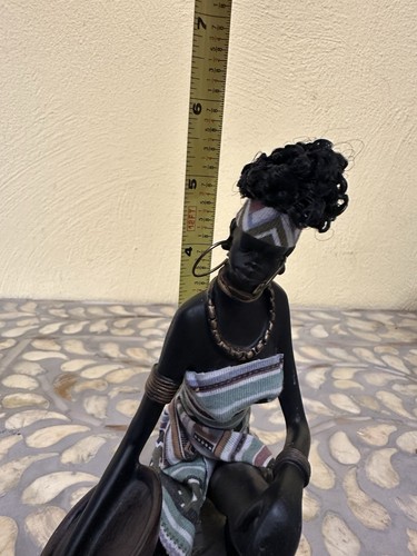 Angola Afrika schwarzafrikanische Frau Figur 5-1/2" groß hält eine Schüssel/Tablett - Bild 9 von 10