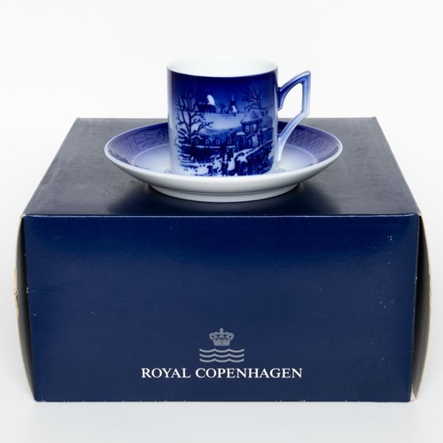 Royal Copenhagen Porcelain Mug Christmas 1995 with Box Original CM 7 - Picture 2 of 5