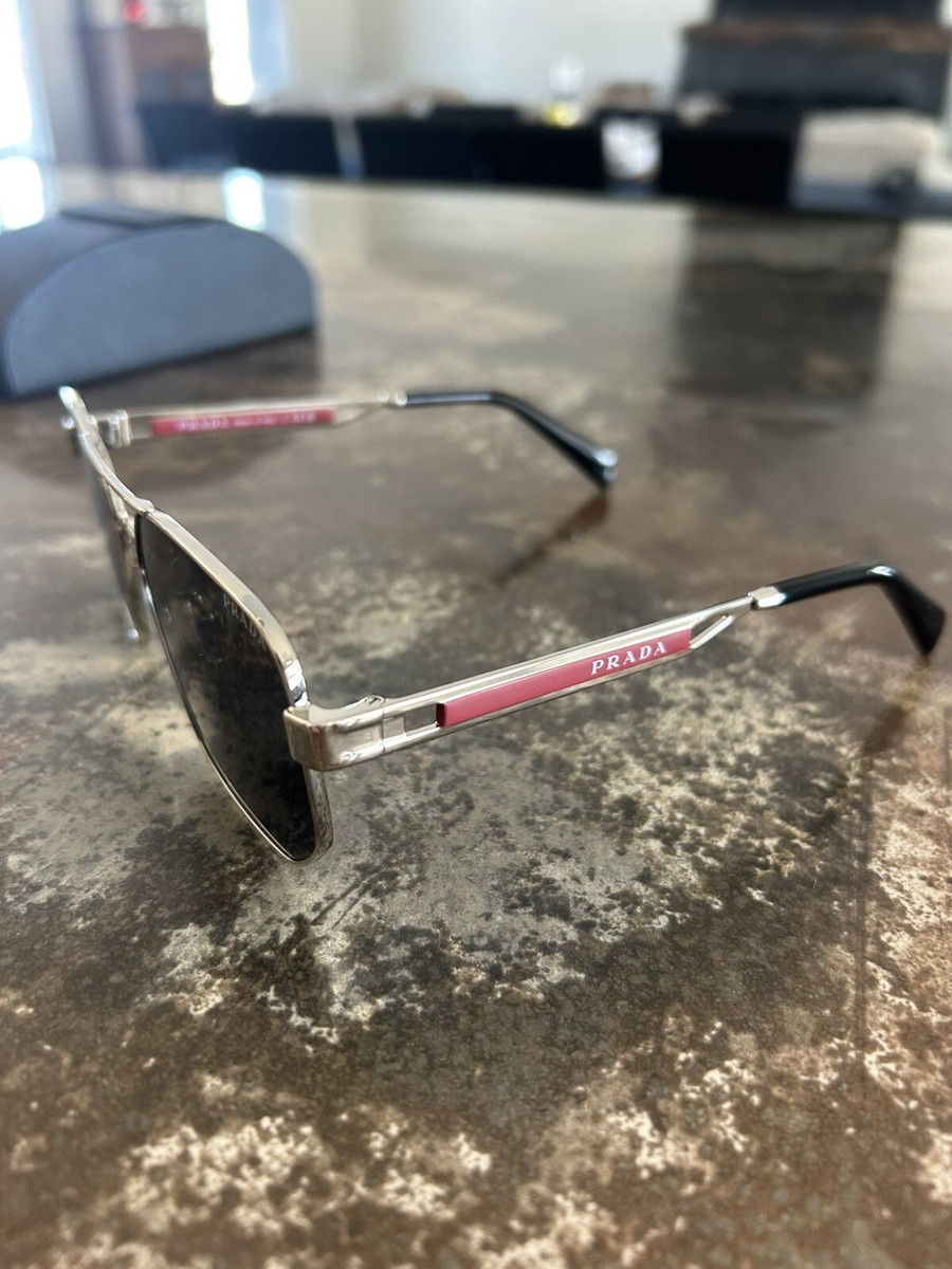 【PRADA】 SUNGLASSES 2481P サングラス リムレス Prada Linea Rossa PS 51ZS Silver/Dark Grey (1BC-06F