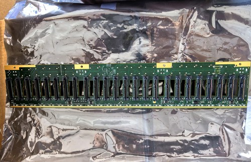BPN-NVMe3-216N-S4 FOR Supermicro 24-port extended backplane 2.5NVMe U.2 Pcie 3.0 - Picture 4 of 4