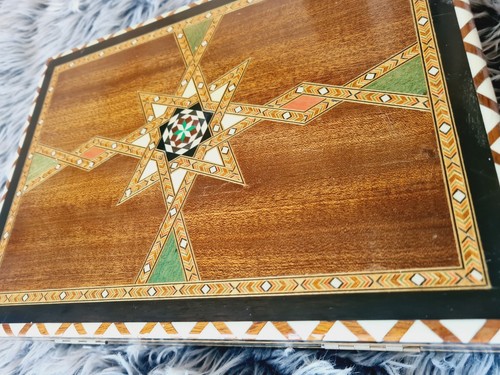 Vintage inlaid Marquetry chess Wooden Hand Crafted (1× Pawn Missing) - Foto 4 di 12