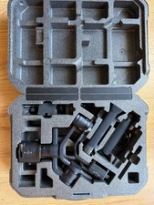 DJI Ronin-S Camera DSLR Gimbal Handheld Stabilizer W/Carrying Case - MINT