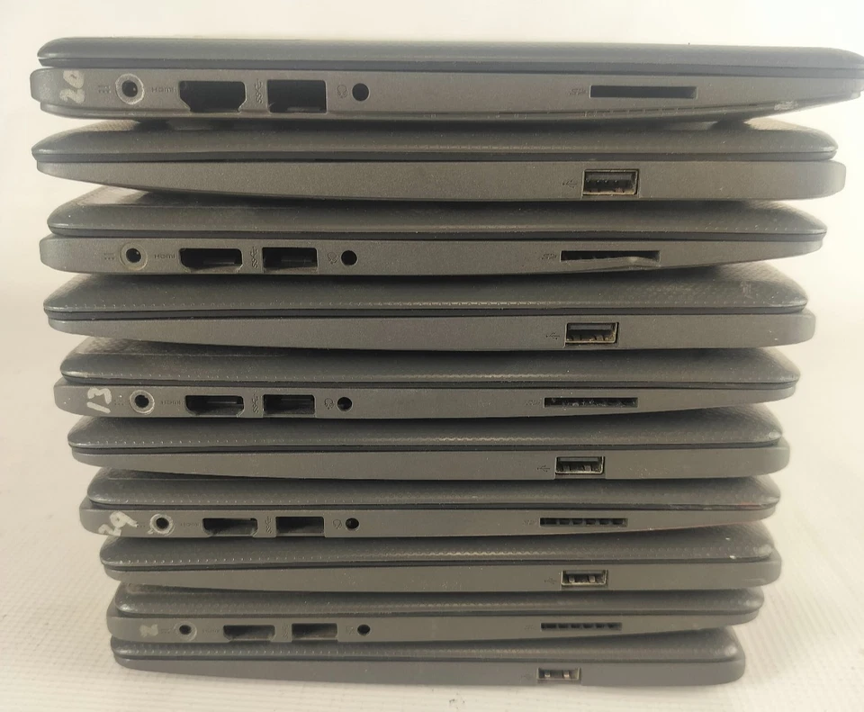 Lot of 10x Acer Aspire One Cloudbook 11 AO1-131 - For Parts/Repair - Read - Image 4 of 4