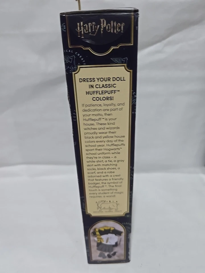 NOVO My Life as 18" Boneca HUFFLEPUFF HOGWARTS UNIFORME ESCOLAR Saia Varinha Conjunto com 8 Peças - Imagem 4 de 4