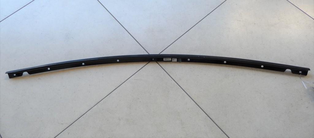 19-22 Bentley New Cont. Convertible Trim Strip For Windshield 3SD853829A OEM A1