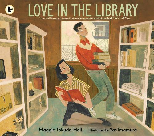 Maggie Tokuda-Hall Love in the Library (Tascabile)