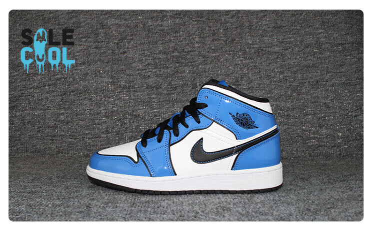 Nike Air Jordan 1 AJ1 Retro Mid SE Mens GS Signal Blue White Nike Air Jordan 1 AJ1 Retro Mid SE Mens GS Signal Blue White