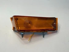 Ford Pickup Truck Right Side Front Parking Lamp Turn Signal Assembly 1970-1972