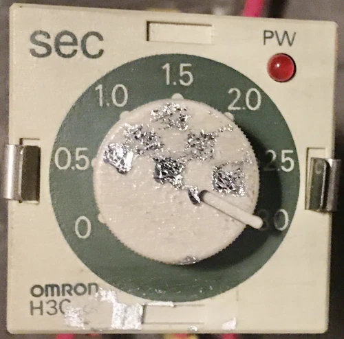 Lot Of Two Omron H3G-8C-24VAC-3MIN Low Voltage Timer 24VAC 0-3min
