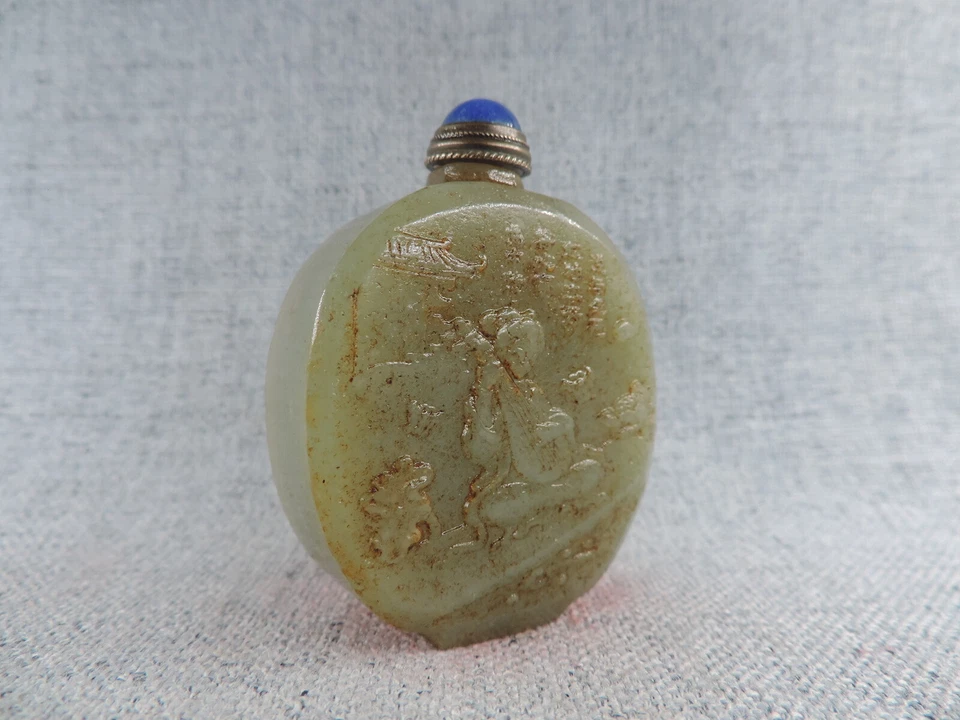 Botella de tabaco vintage china de jade hetiano tallada a mano con patrón de figura Foto 3 de 4