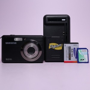 Samsung Digital Camera ES55 10.2MP Black Tested Full Working Set