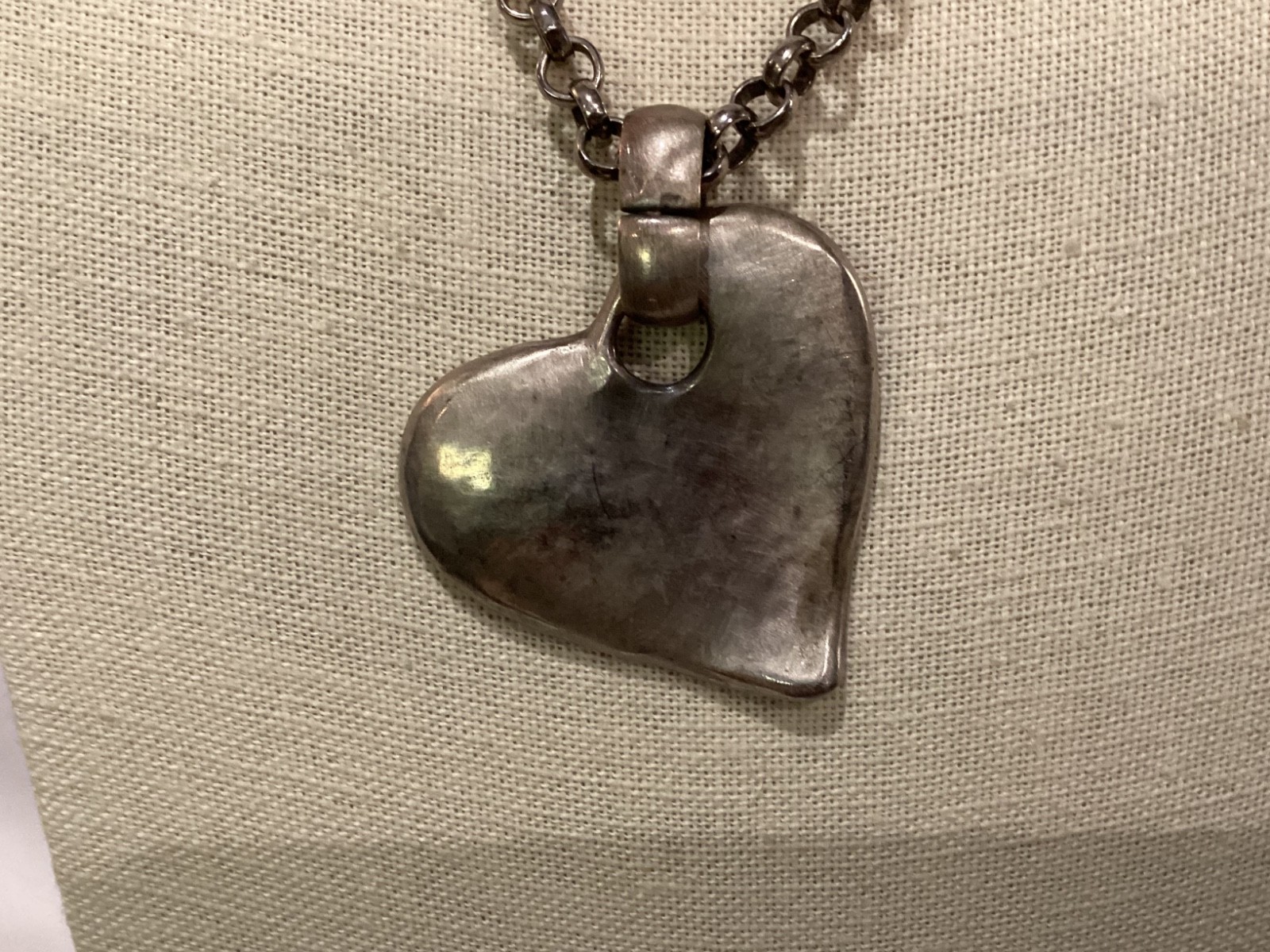 INCREDABLE AUTHENTIC SIGNED DANON HUGE HEART PEND… - image 4