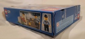 LEGO CITY: Police Pursuit (60128) Complete w/ Box & Instructions