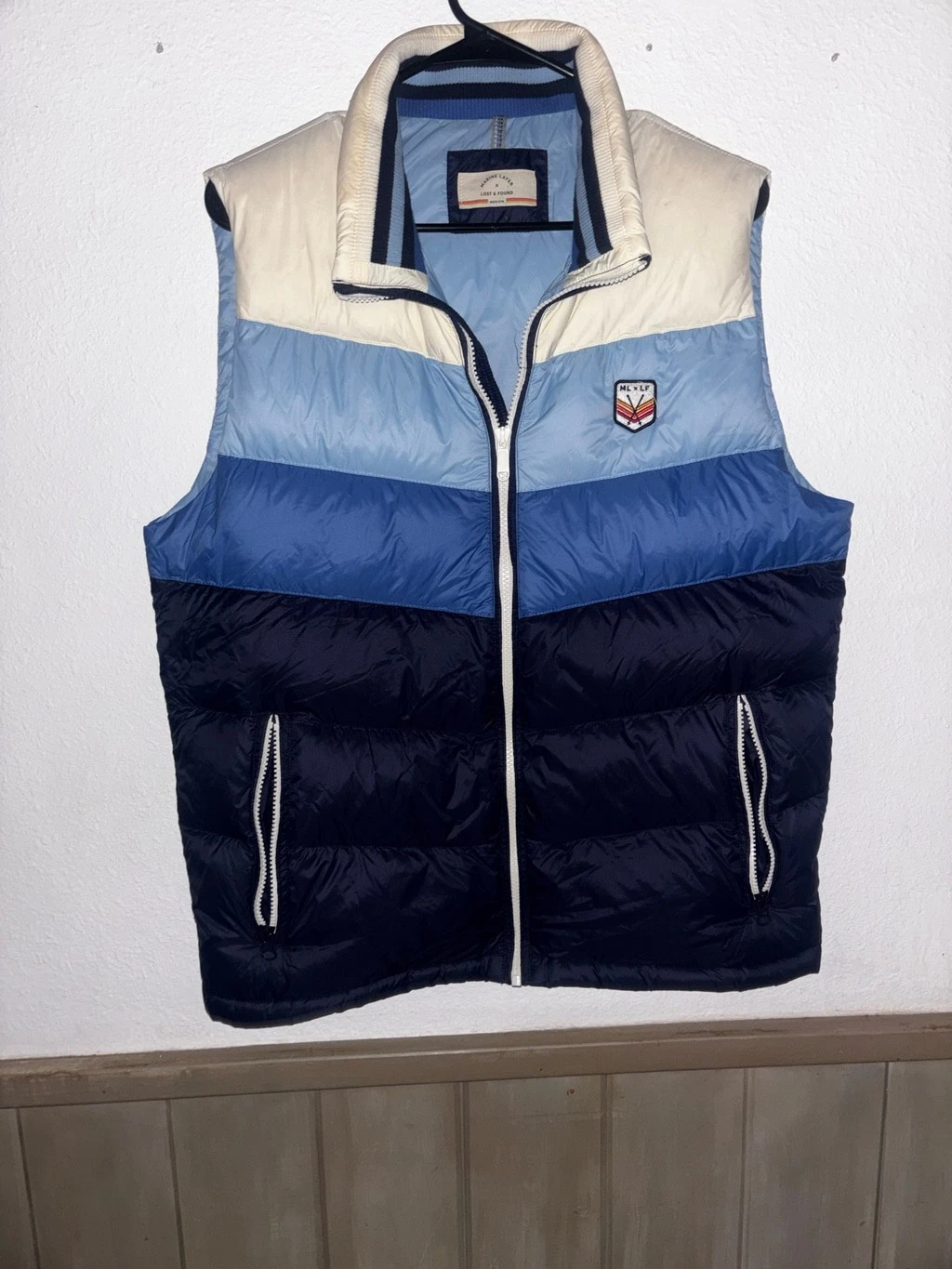 Marine Layer Men’s Archive Boreal Outdoor Puffer Vest Colorblock Blues size Med image 2
