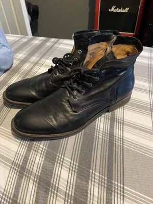 Men s Steve Madden Cordova Black Leather Boots. Men s US Size 11 Rare