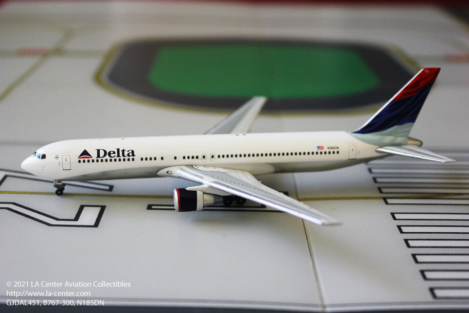 Gemini Jets Delta Airlines Boeing 767-300 Delta Motion Color