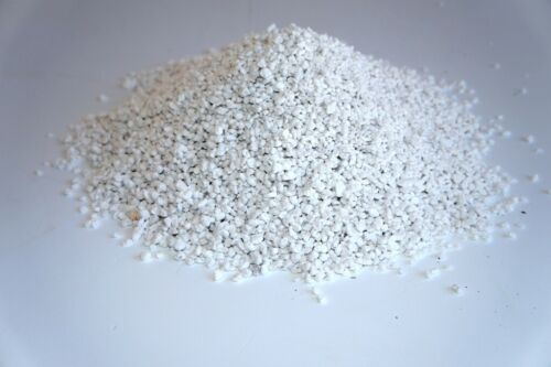 PERLITE 1 gallon MEDIUM-FINE GRADE NURSERY GARDEN PLANTS SEED STARTING FASTSHIP - Picture 1 of 5